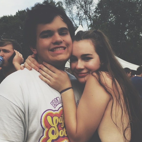 Meet your Posher, Jullian - Picture 1 of 1